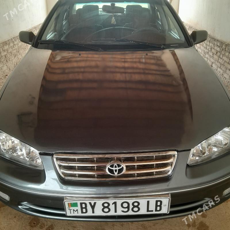 Toyota Camry 2000 - 140 000 TMT - Ходжамбаз - img 1