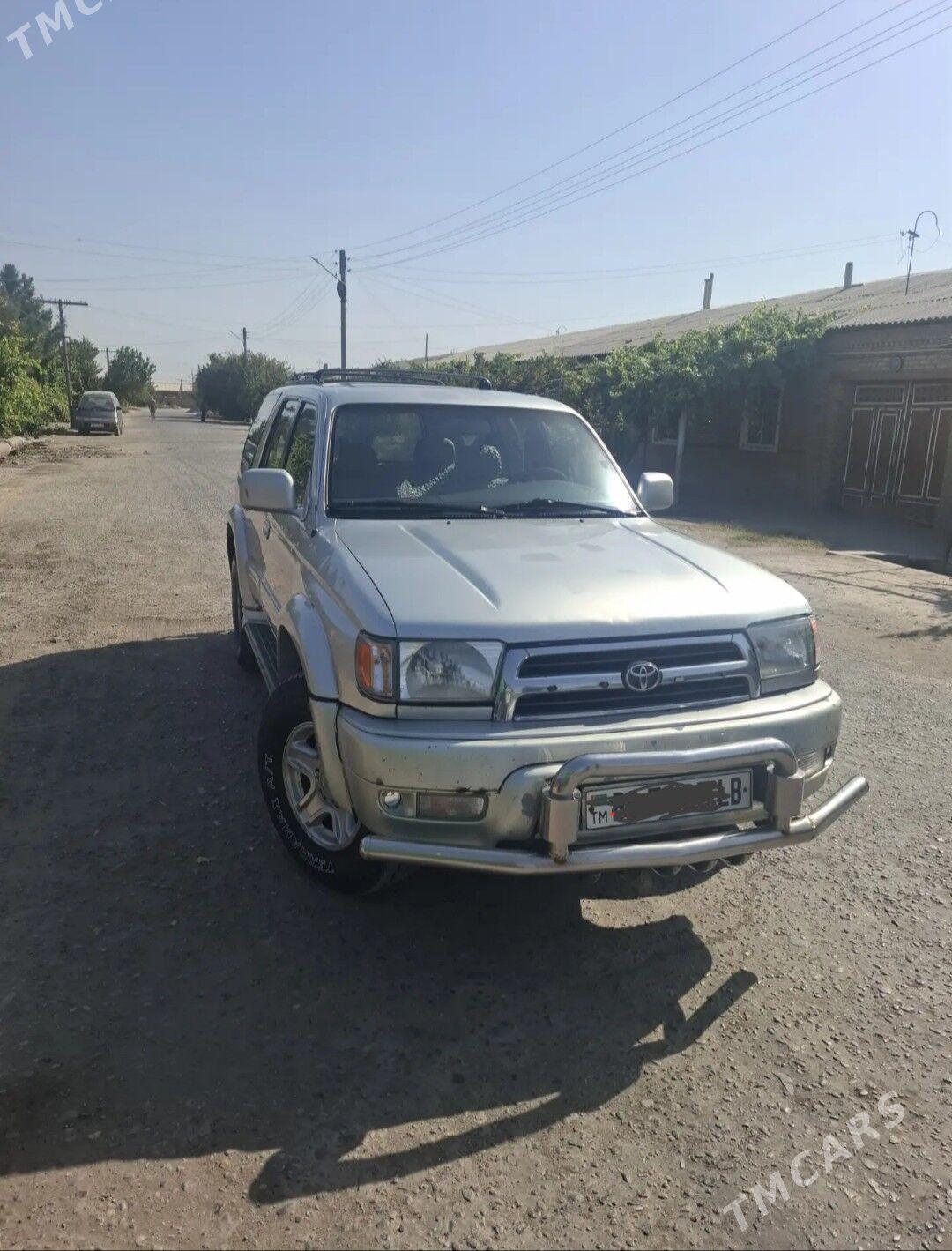 Toyota 4Runner 2000 - 160 000 TMT - Saýat - img 4