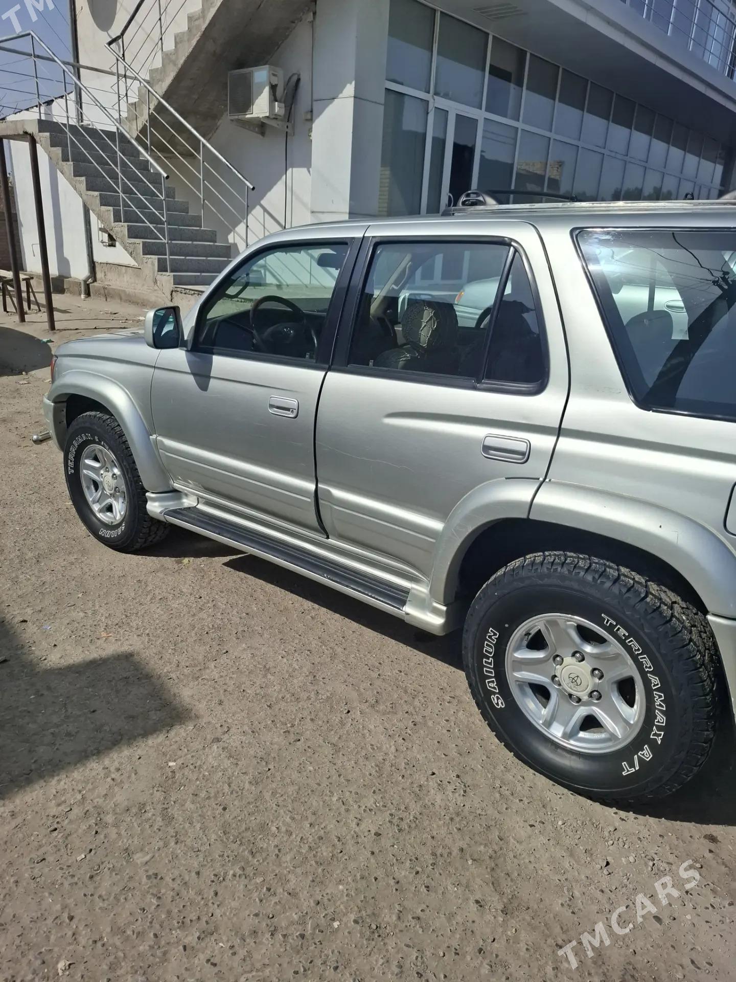 Toyota 4Runner 2000 - 160 000 TMT - Saýat - img 3