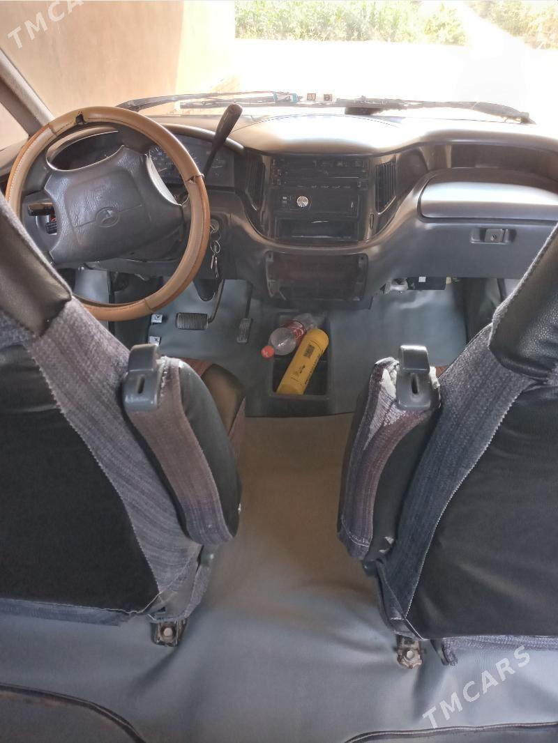 Toyota Previa 1992 - 70 000 TMT - Halaç - img 5