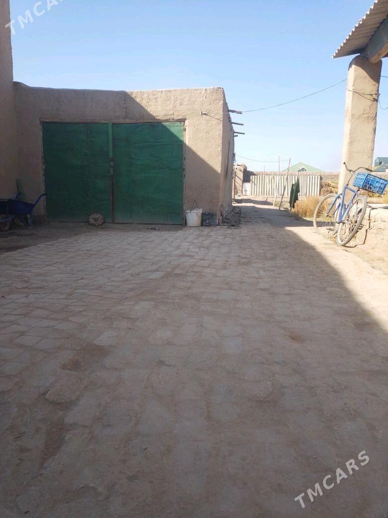 satlik jaý - етр. Туркменбаши - img 3