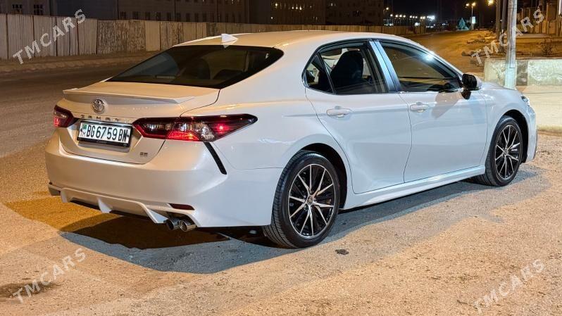 Toyota Camry 2022 - 336 000 TMT - Балканабат - img 1