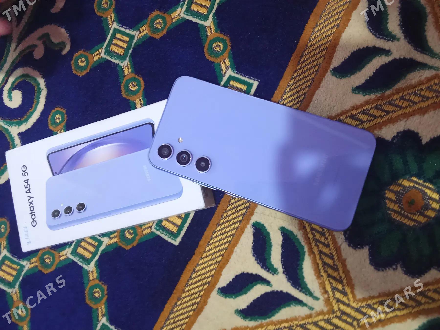 A54 5G - Гурбансолтан Едже - img 1