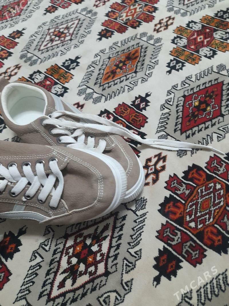 krasofka keta - Balkanabat - img 1