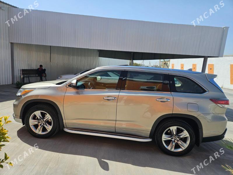 Toyota Highlander 2016 - 420 000 TMT - Байрамали - img 1