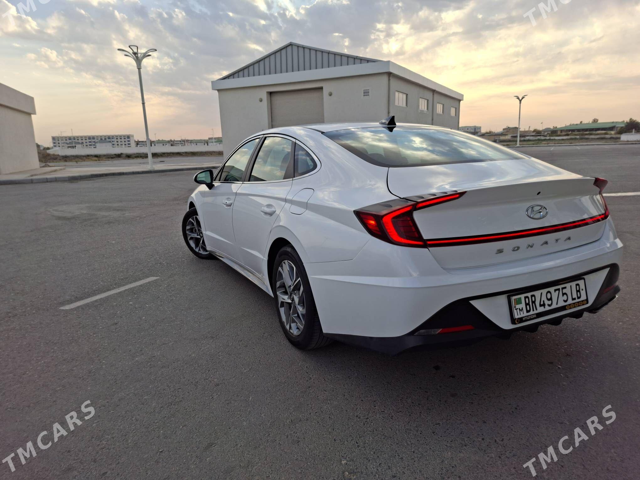 Hyundai Sonata 2022 - 270 000 TMT - Дянев - img 4