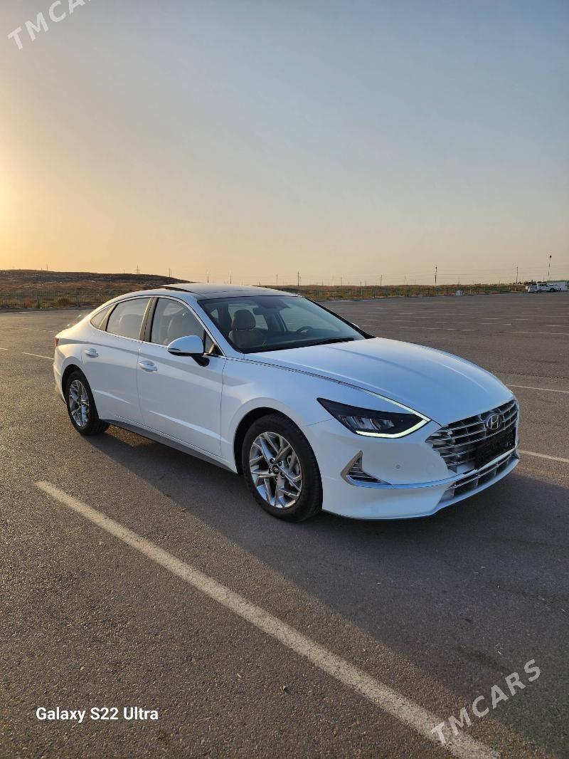Hyundai Sonata 2022 - 529 000 TMT - Aşgabat - img 9