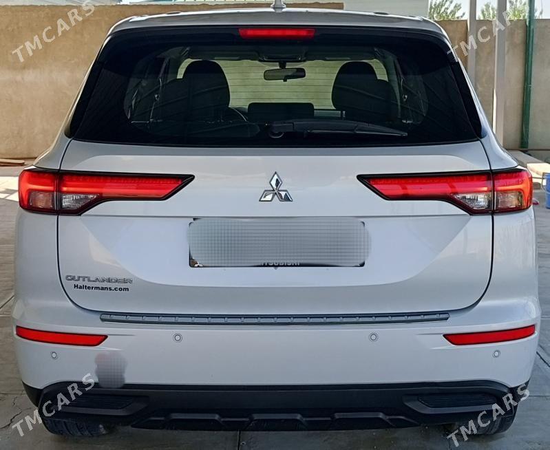Mitsubishi Outlander 2021 - 420 000 TMT - Ак-Бугдайский этрап - img 2