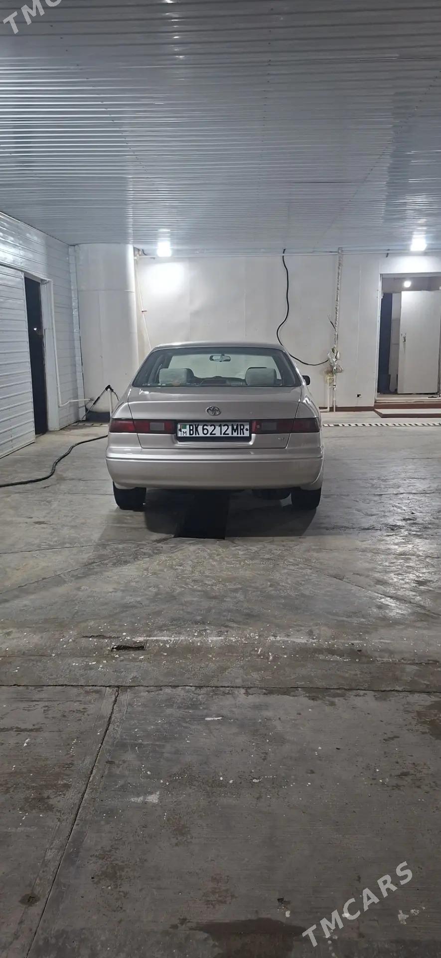 Toyota Camry 1998 - 152 000 TMT - Ýolöten - img 4