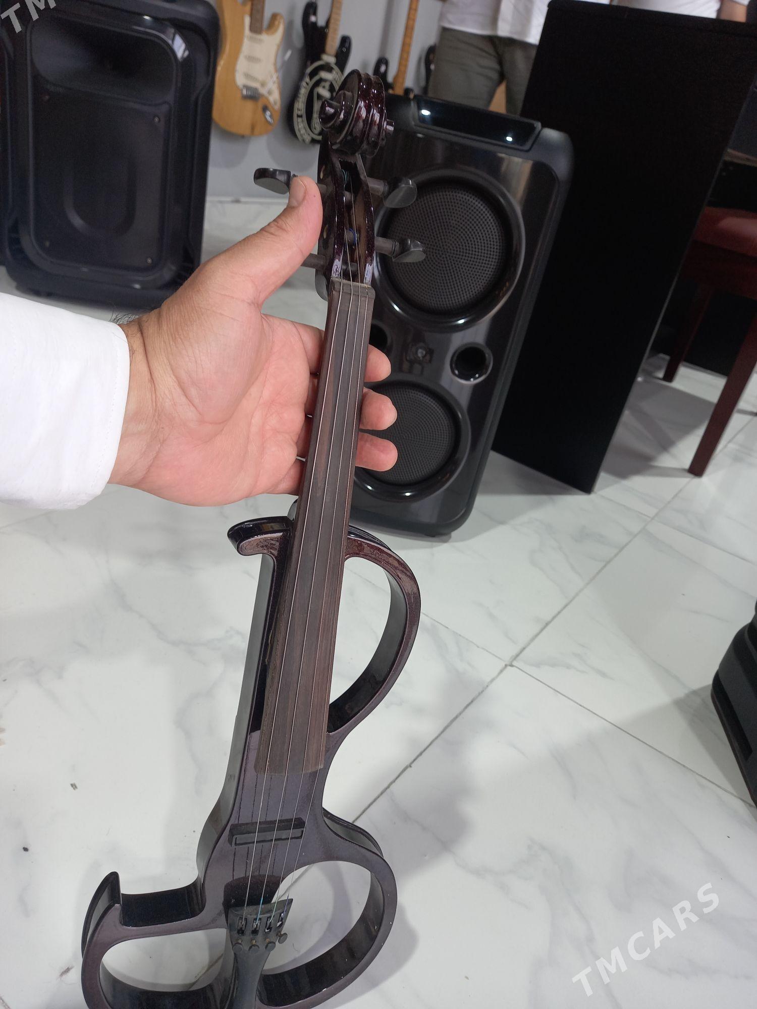 Скрипка Електроны - Aşgabat - img 2