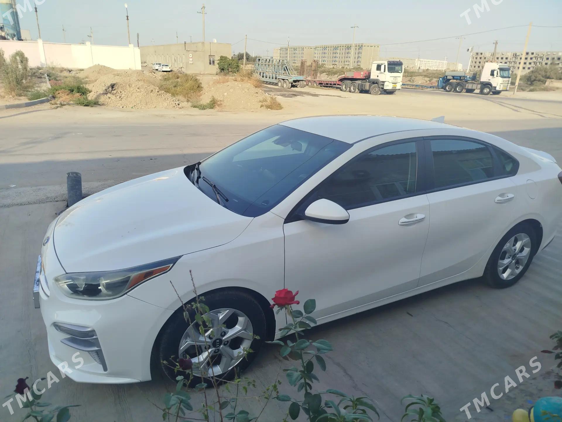 Kia Forte 2020 - 240 000 TMT - Бузмеин ГРЭС - img 3