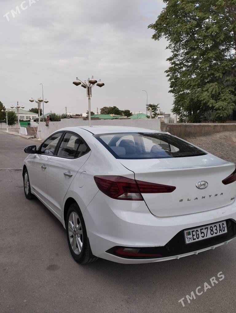 Hyundai Elantra 2019 - 220 000 TMT - Район ст. Аэропорта, ул. Гагарина - img 7