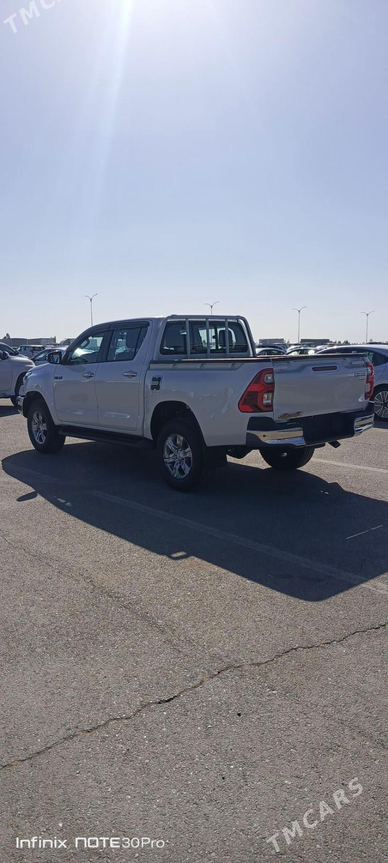 Toyota Hilux 2025 - 676 000 TMT - Aşgabat - img 7