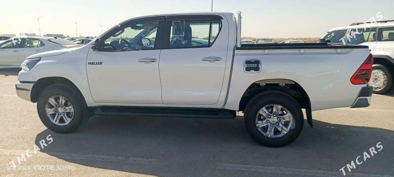 Toyota Hilux 2025 - 676 000 TMT - Aşgabat - img 8