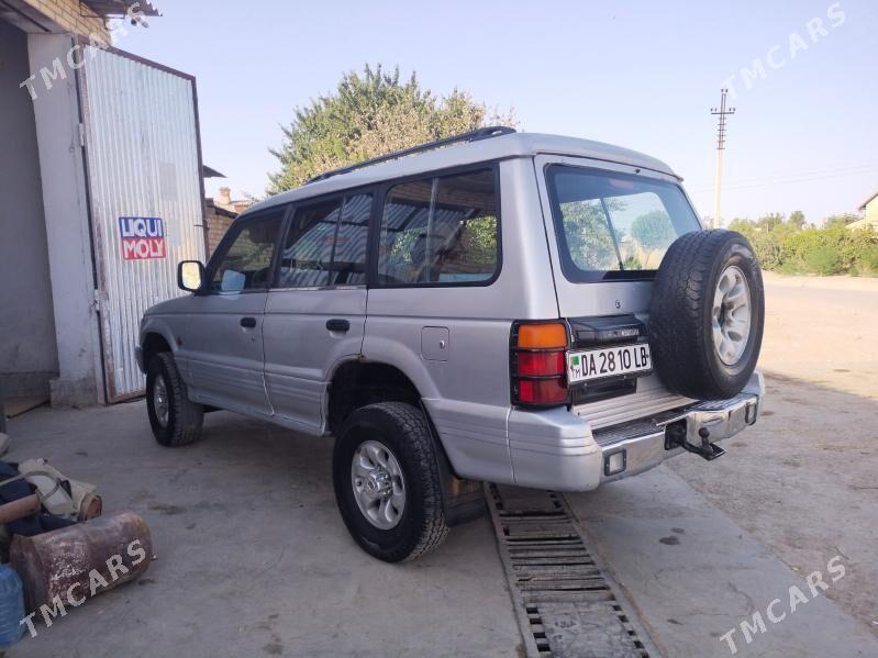 Mitsubishi Montero 1995 - 60 000 TMT - Саят - img 2