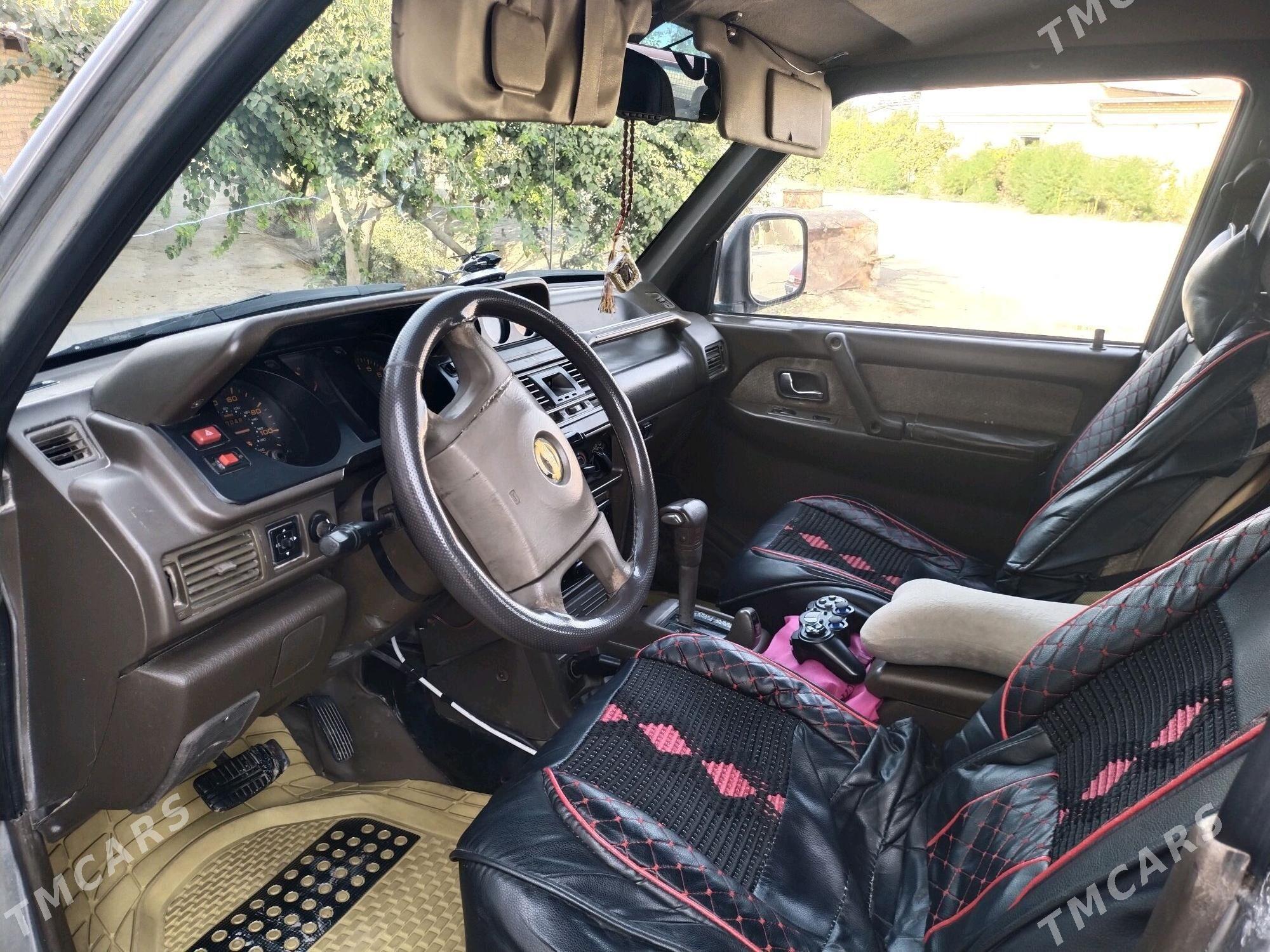 Mitsubishi Montero 1995 - 60 000 TMT - Саят - img 3