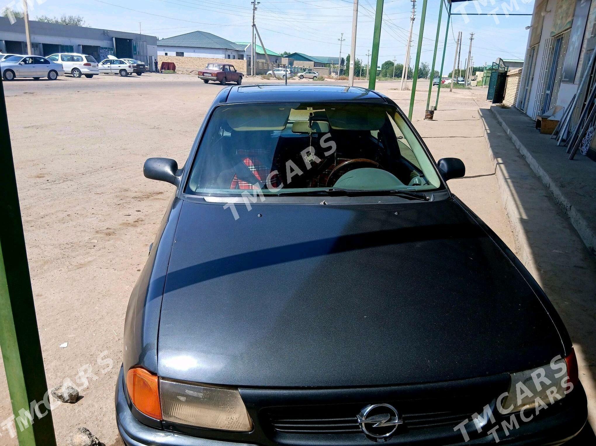 Opel Astra 1993 - 43 000 TMT - Гороглы (Тагта) - img 4