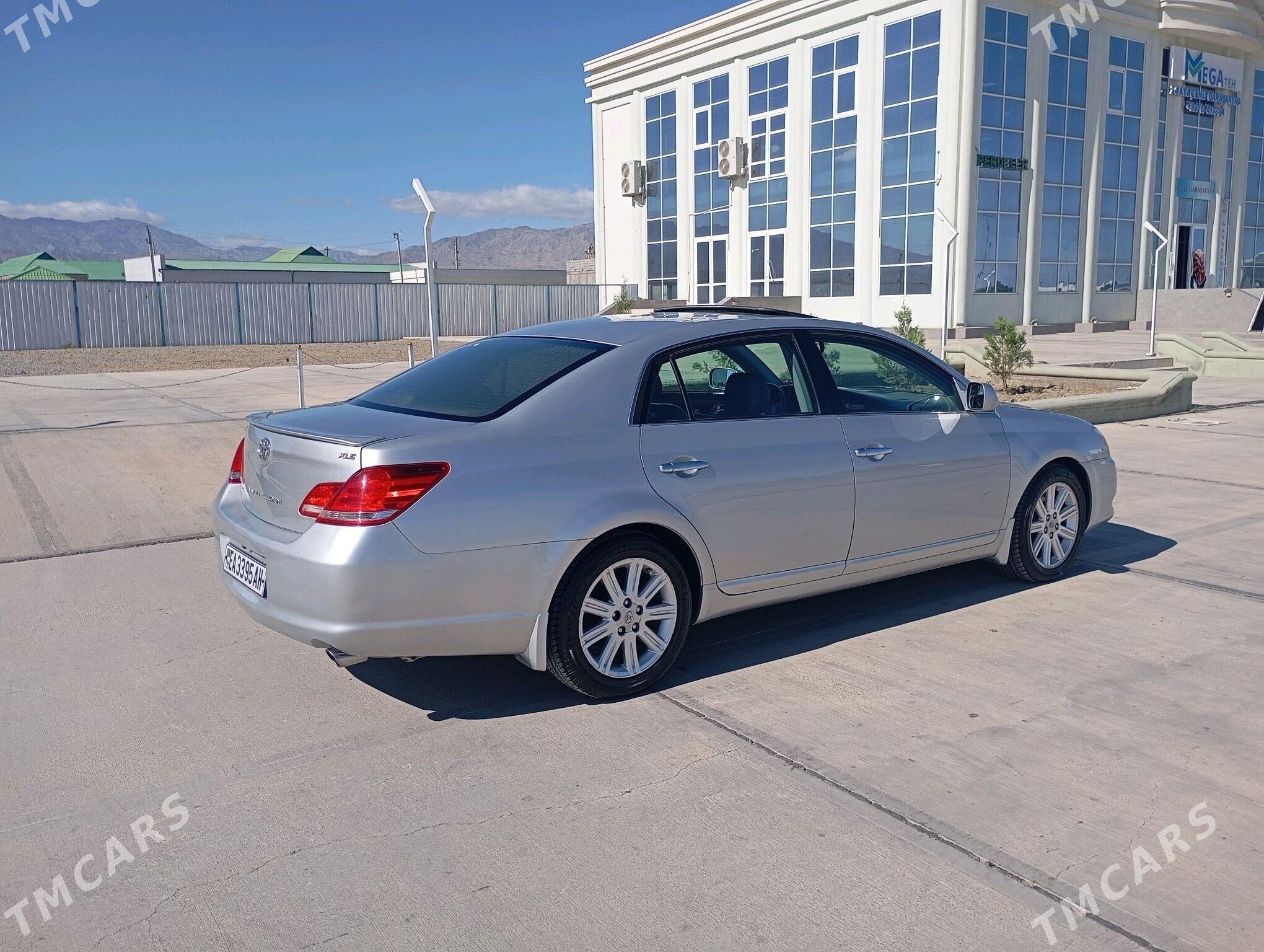 Toyota Avalon 2006 - 178 000 TMT - Бахарден - img 3