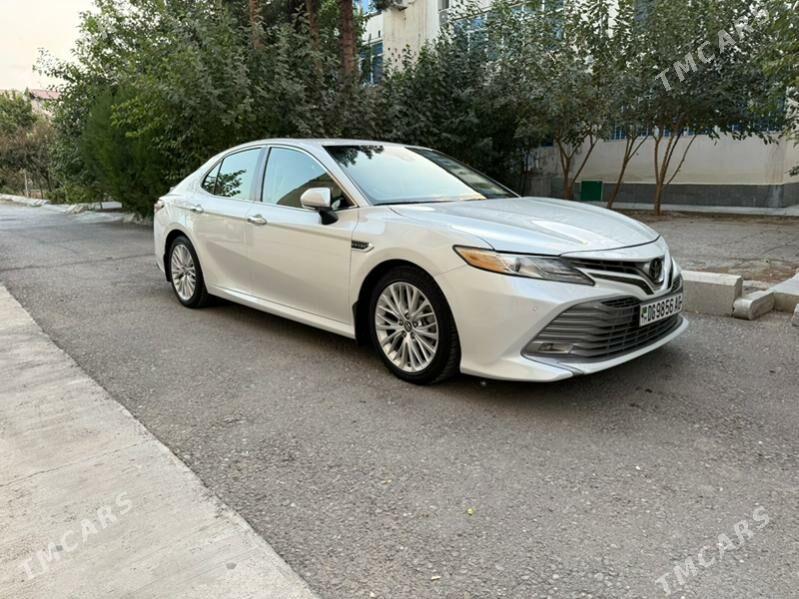 Toyota Camry 2018 - 344 000 TMT - Aşgabat - img 1