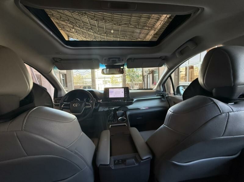 Toyota Sienna 2022 - 515 000 TMT - Ашхабад - img 4