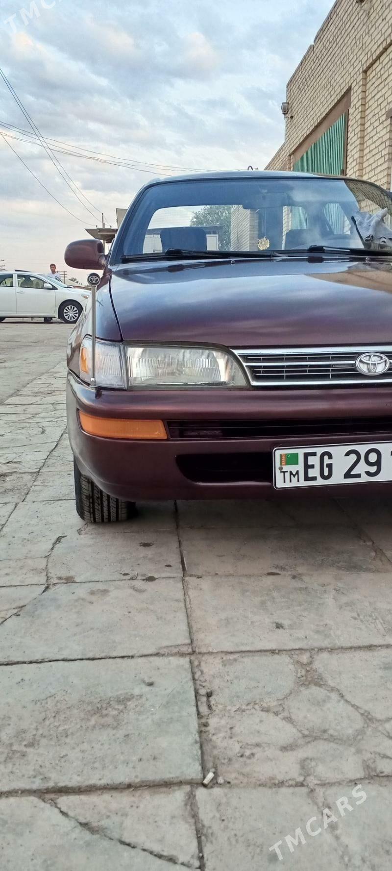 Toyota Corolla 1993 - 50 000 TMT - Туркменабат - img 4