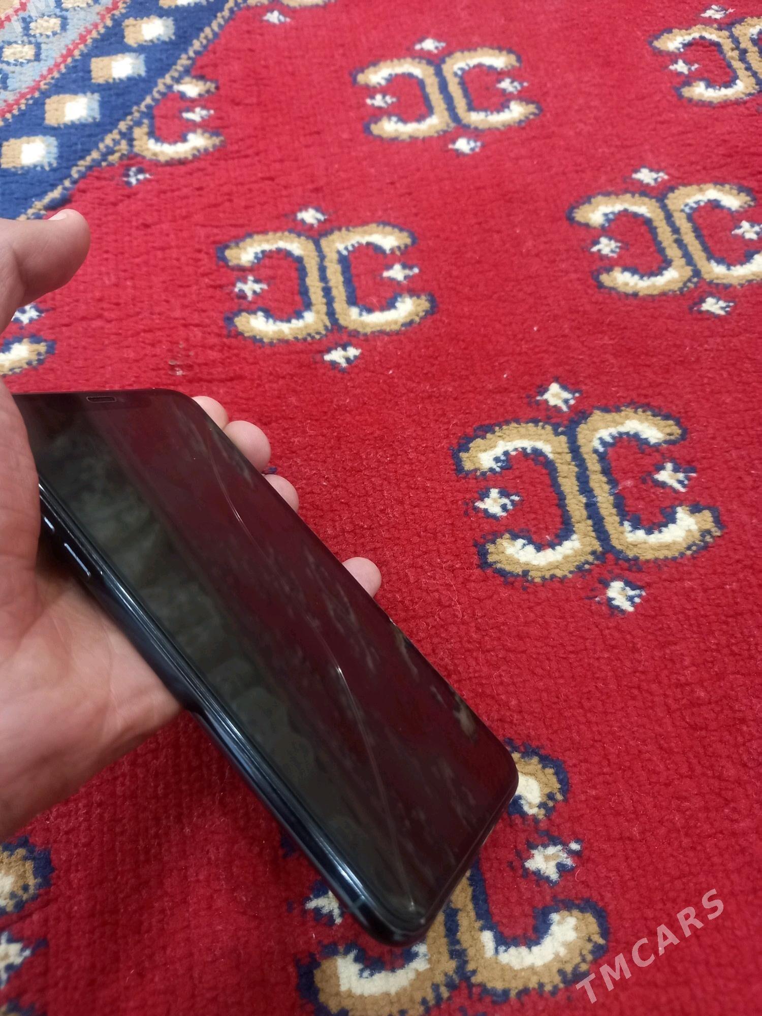 Iphone 11pro max 512 - Mary - img 2