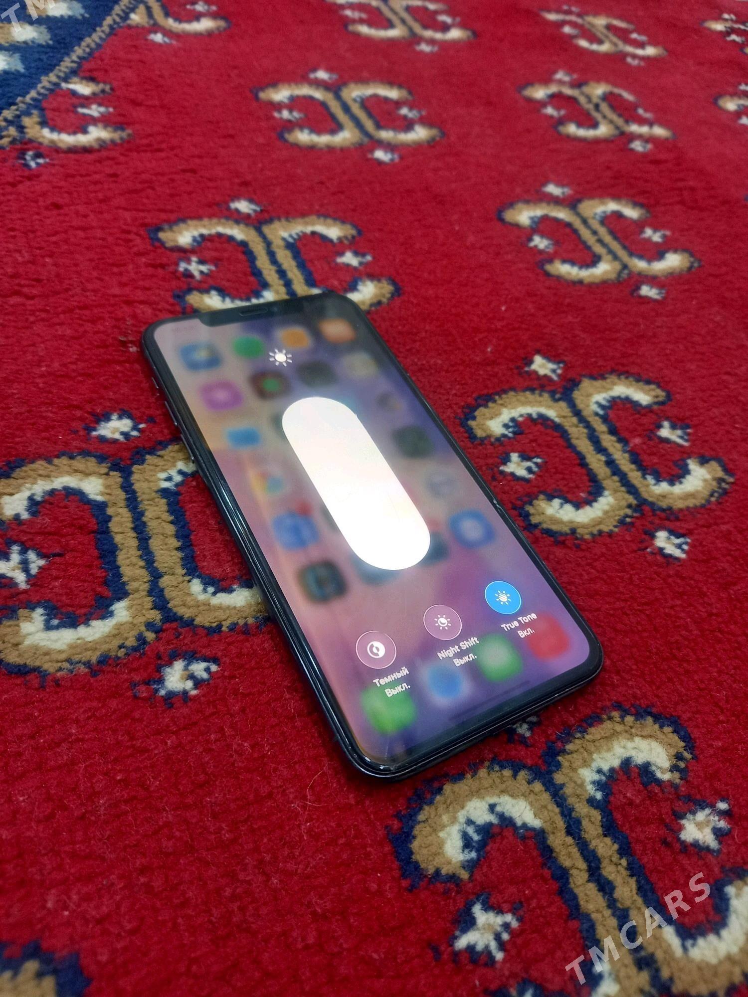 Iphone 11pro max 512 - Mary - img 1