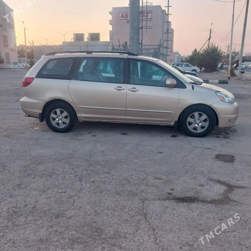 Toyota Sienna 2004 - 196 000 TMT - Мары - img 5