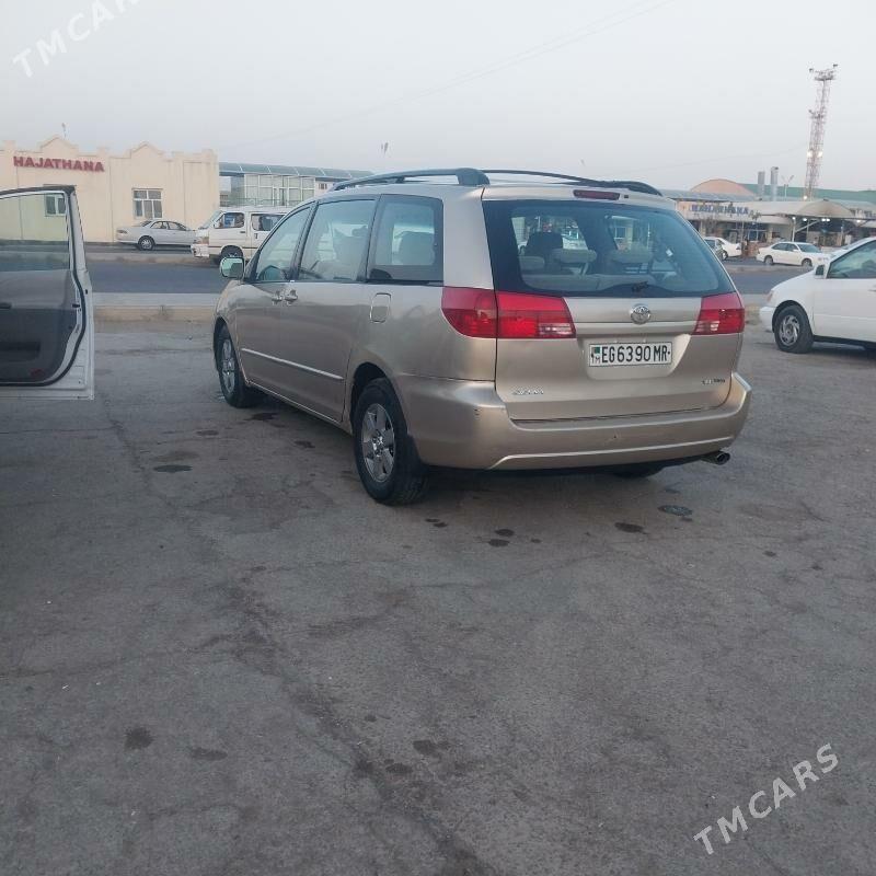 Toyota Sienna 2004 - 196 000 TMT - Мары - img 3