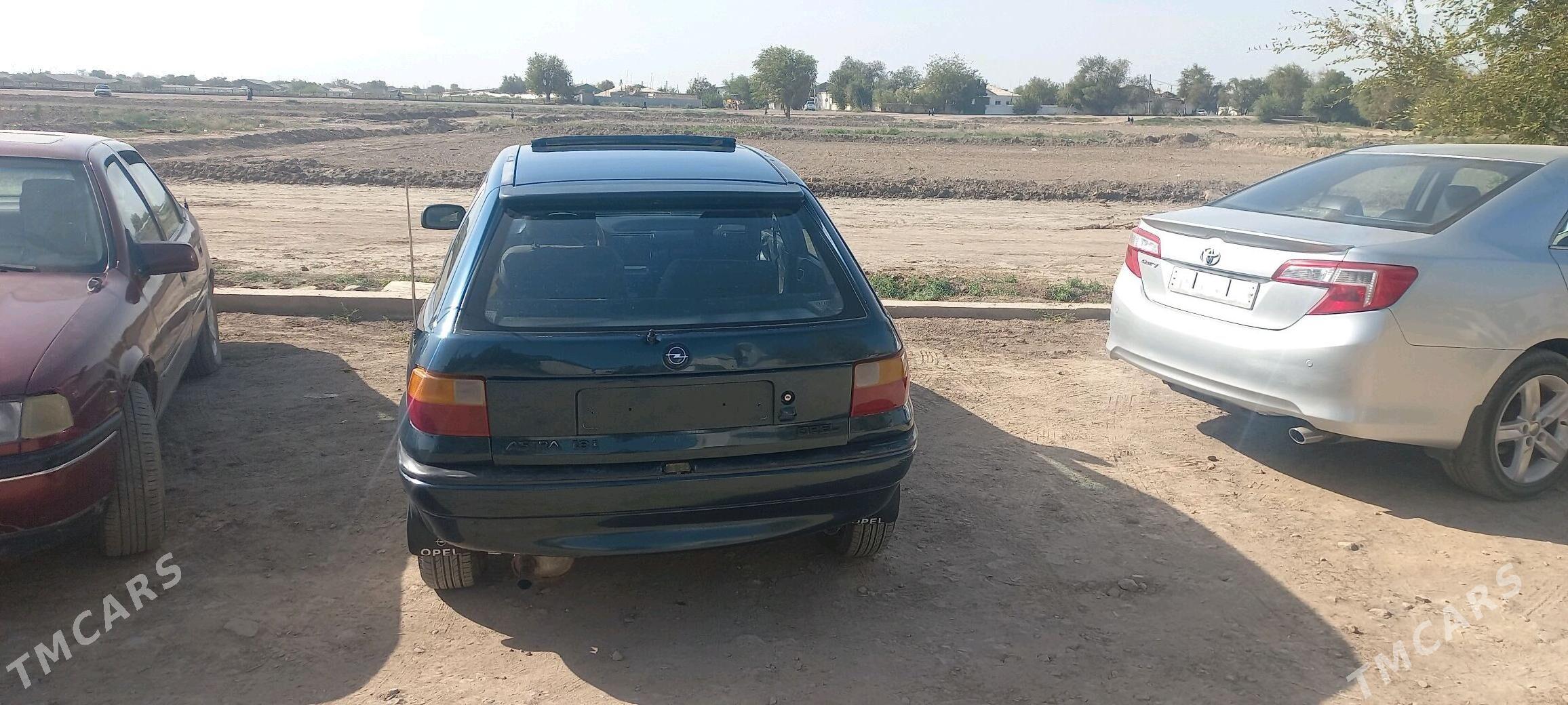 Opel Astra 1994 - 30 000 TMT - Türkmenbaşy etr. - img 1