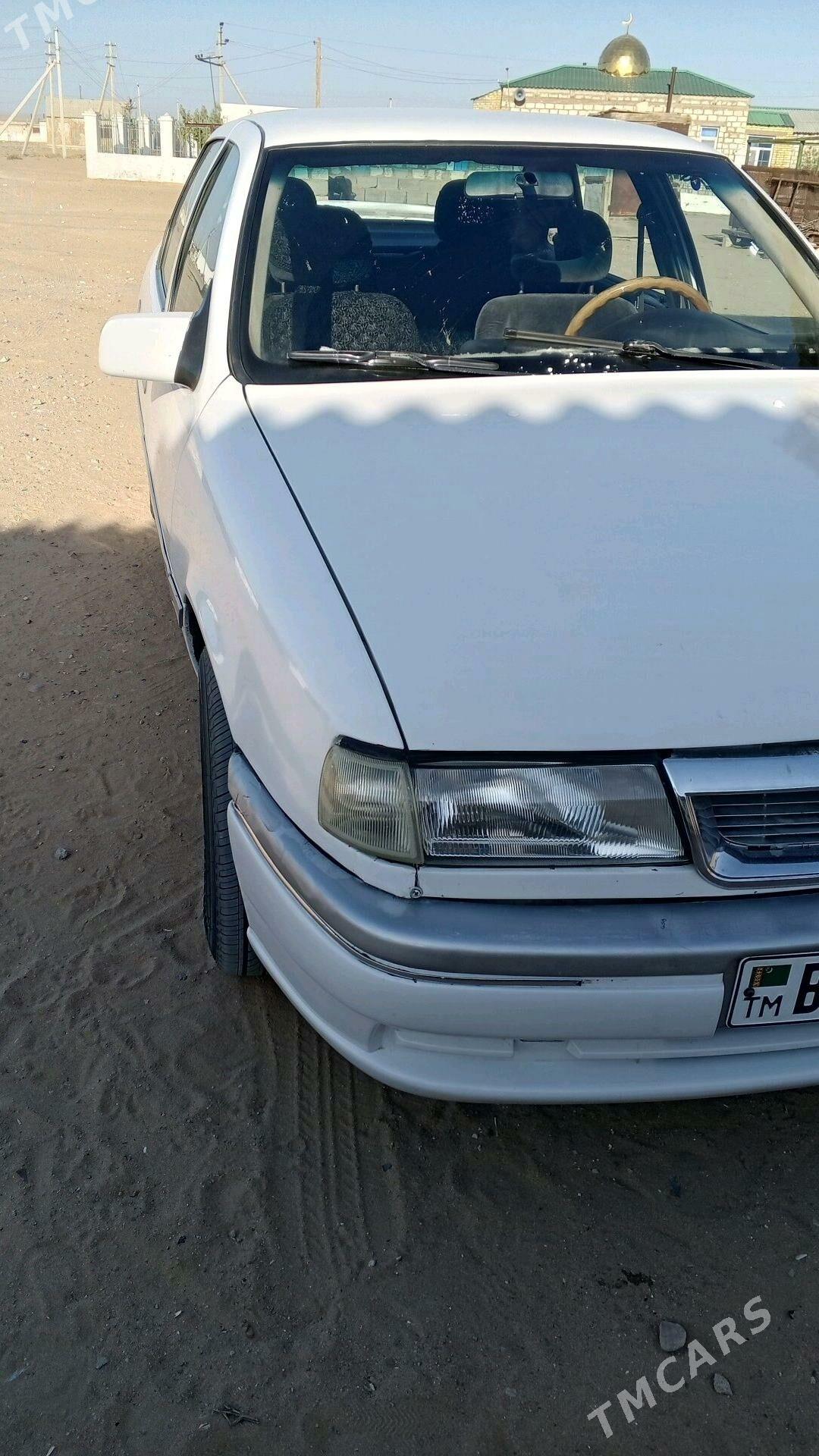 Opel Vectra 1991 - 40 000 TMT - Türkmenbaşy - img 1