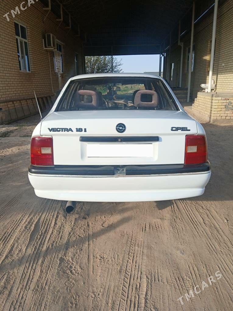 Opel Vectra 1991 - 27 000 TMT - Сакарчага - img 3