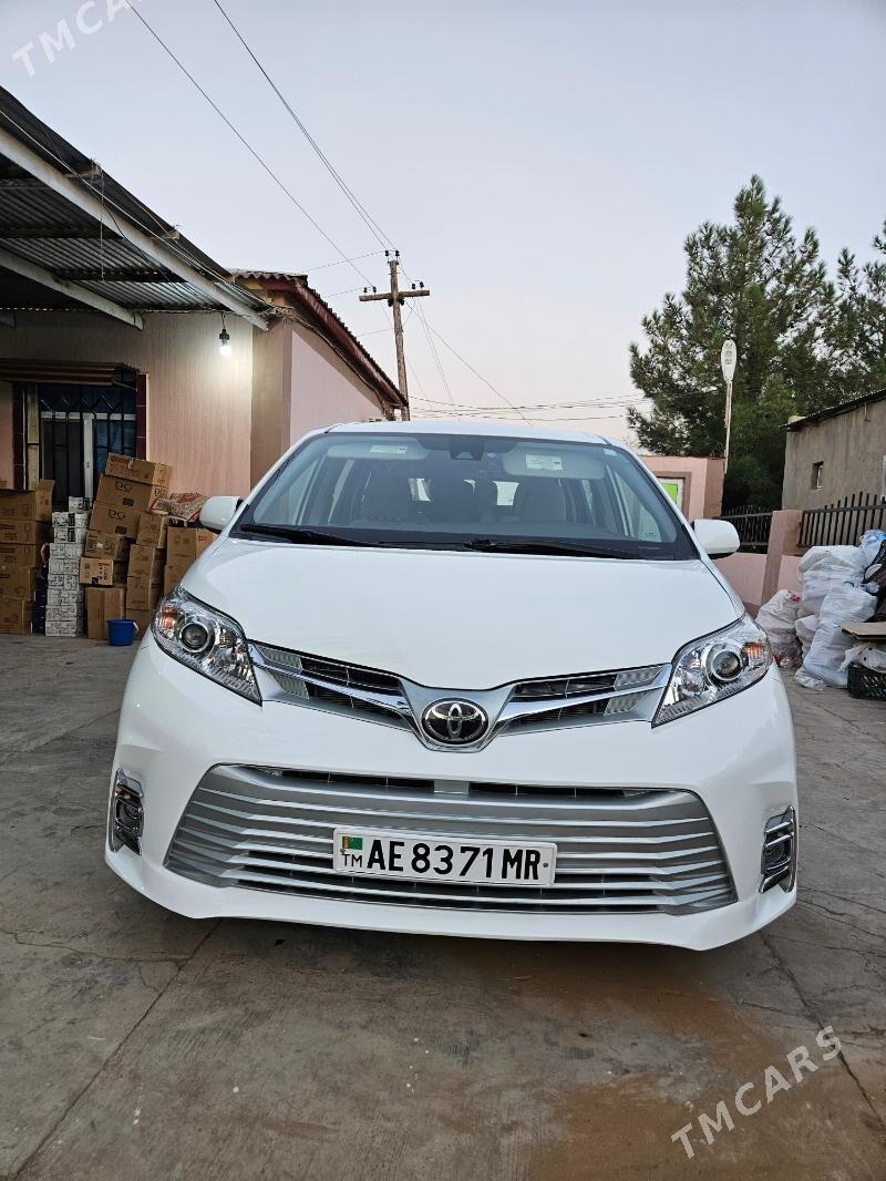 Toyota Sienna 2020 - 410 000 TMT - Мары - img 6