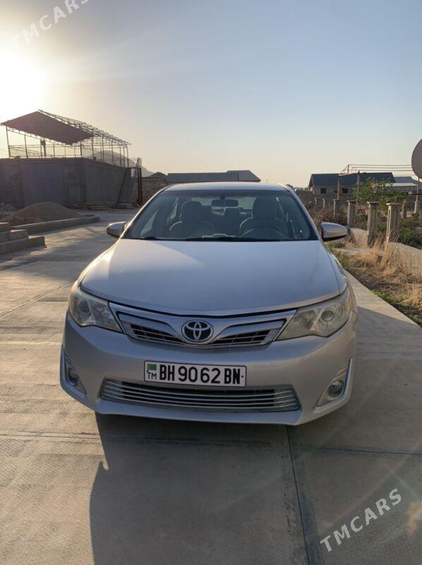 Toyota Camry 2013 - 210 000 TMT - Балканабат - img 3