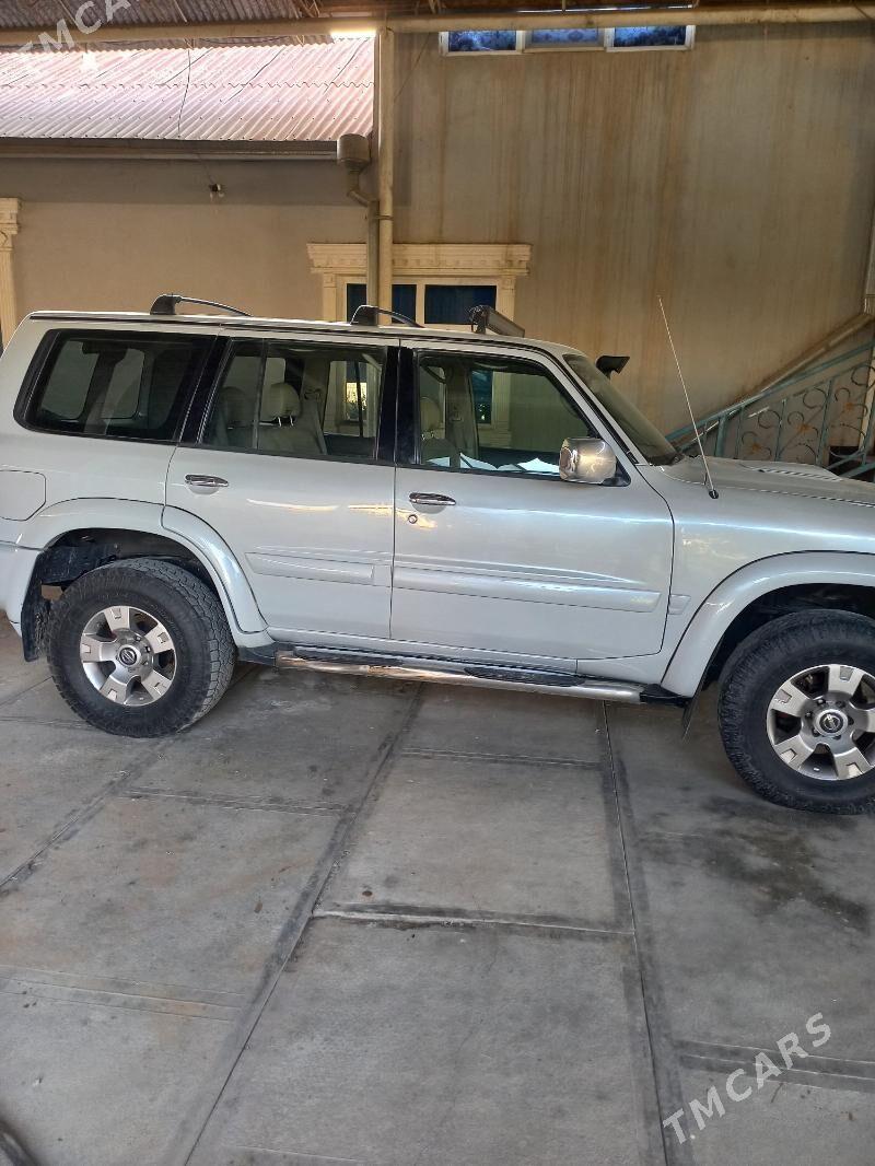 Nissan Patrol 2002 - 240 000 TMT - Сакарчага - img 3