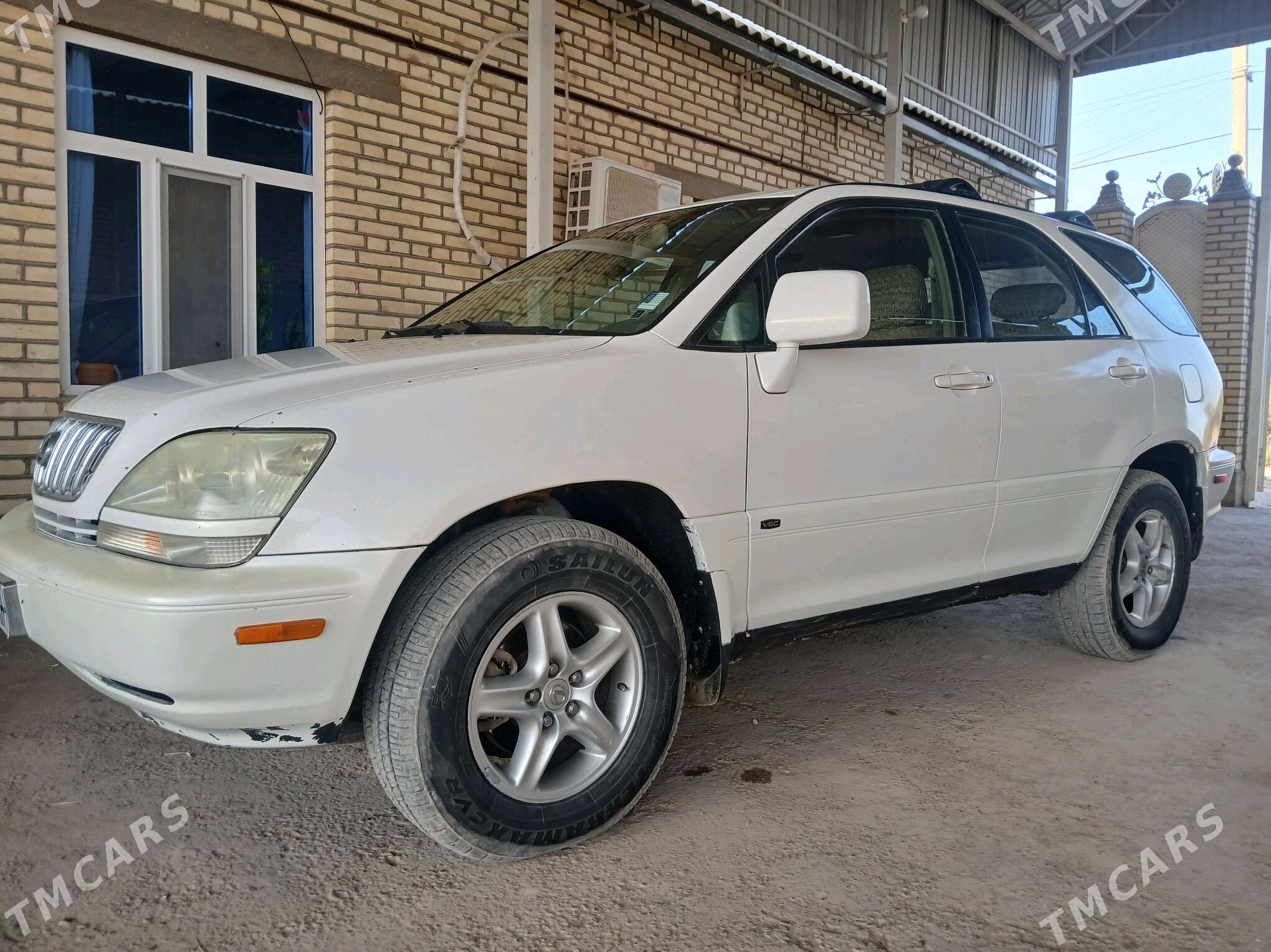 Lexus RX 300 2002 - 200 000 TMT - Теджен - img 1