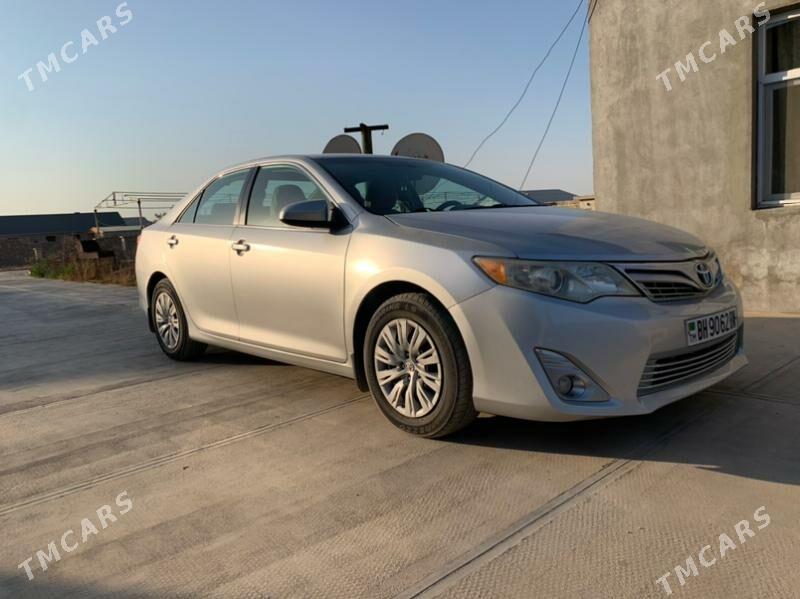 Toyota Camry 2013 - 210 000 TMT - Балканабат - img 4
