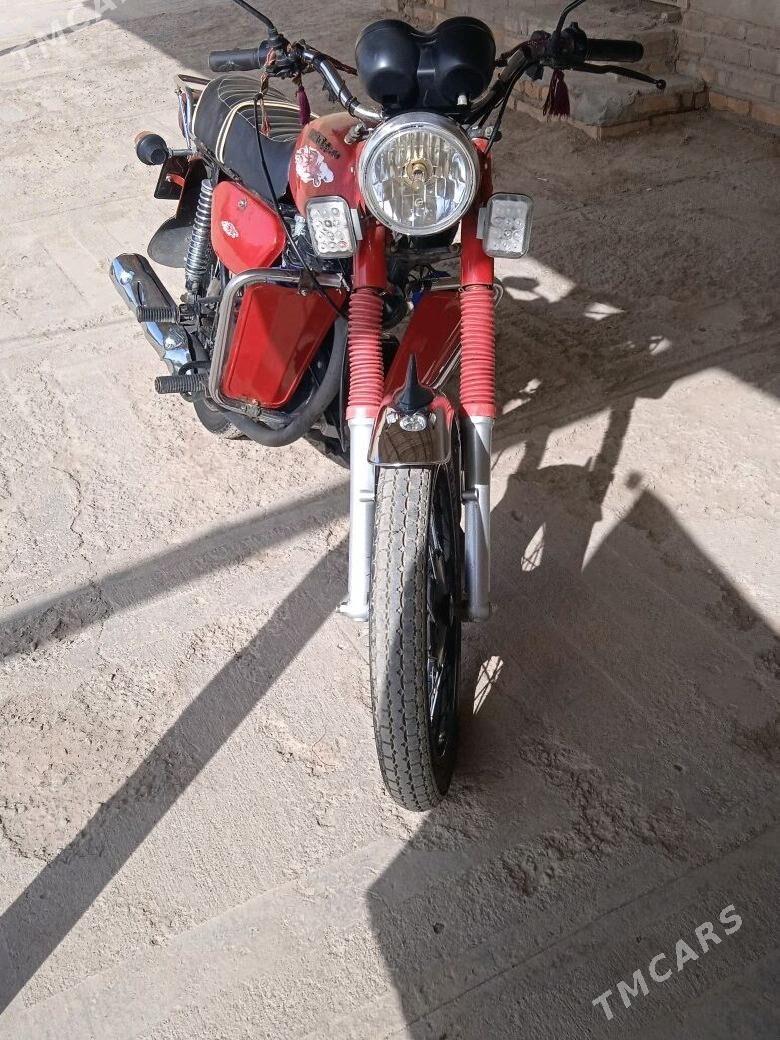 Jawa 300 2025 - 10 000 TMT - Халач - img 2