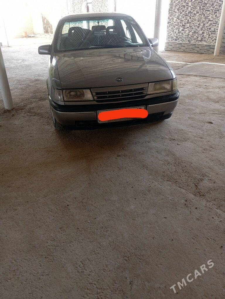 Opel Vectra 1992 - 38 000 TMT - Murgap - img 1