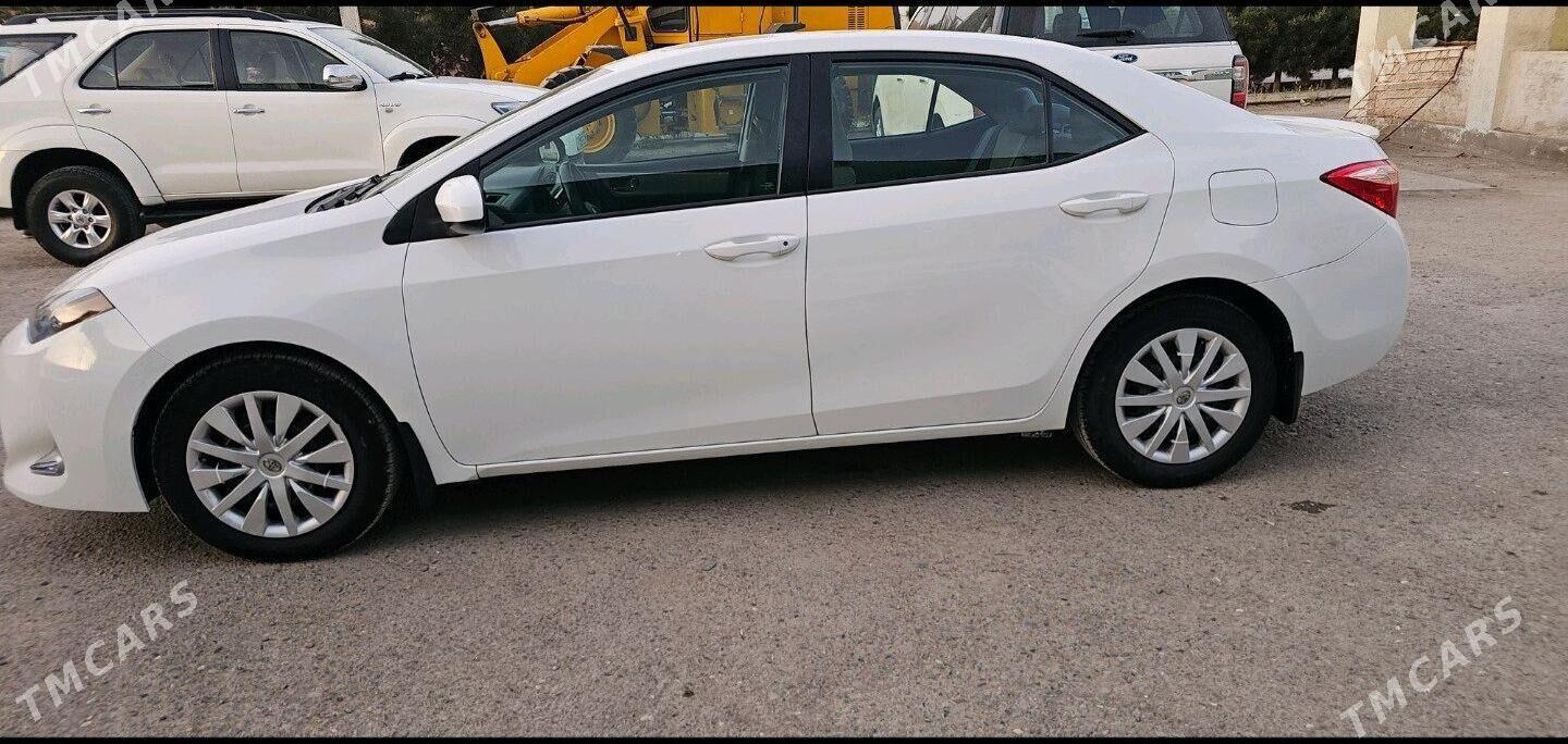Toyota Corolla 2018 - 180 000 TMT - Мары - img 5