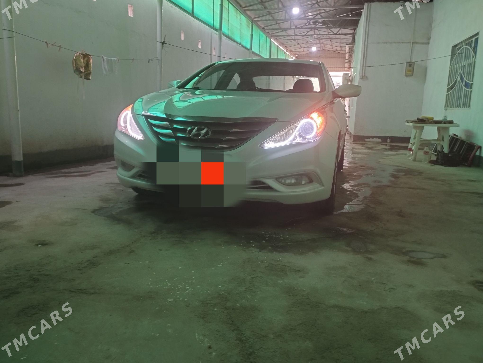 Hyundai Sonata 2010 - 135 000 TMT - Кака - img 2