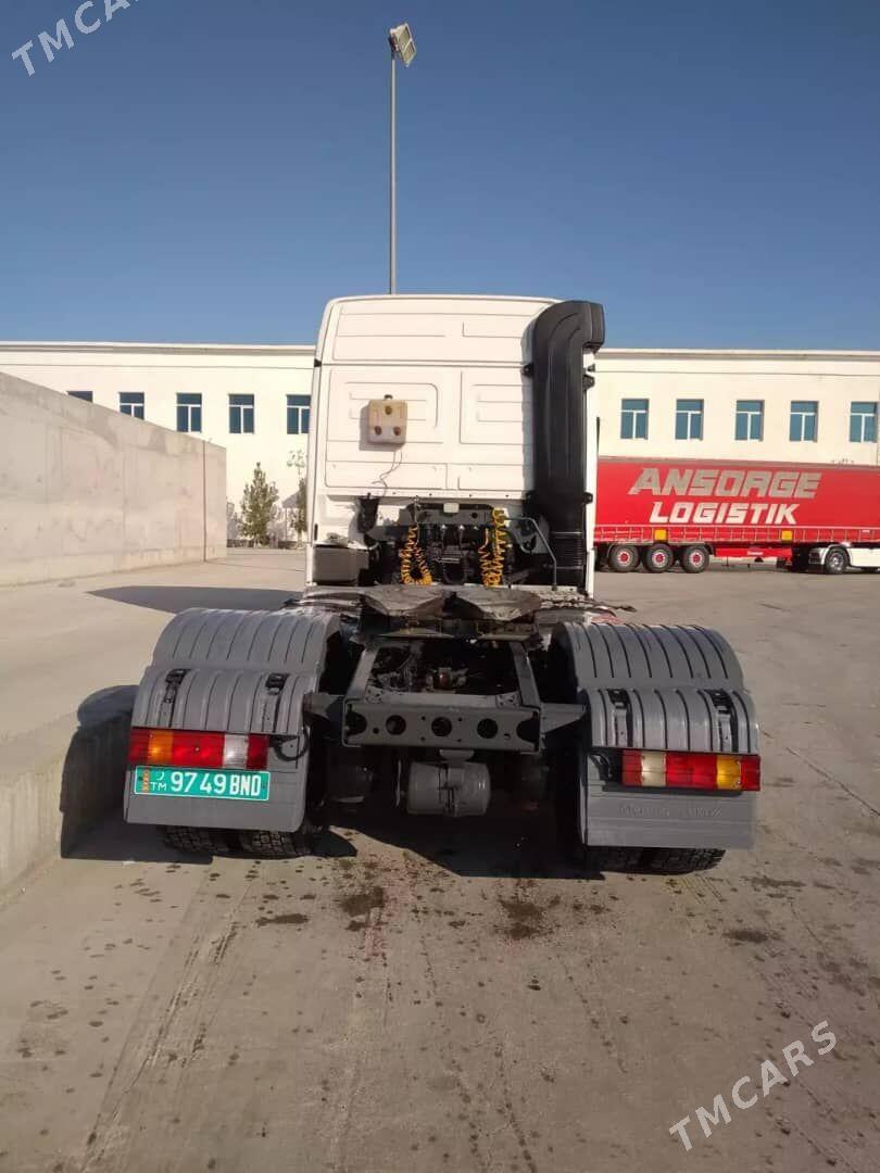 Mercedes-Benz ACTROS 3331 2001 - 440 000 TMT - Balkanabat - img 3