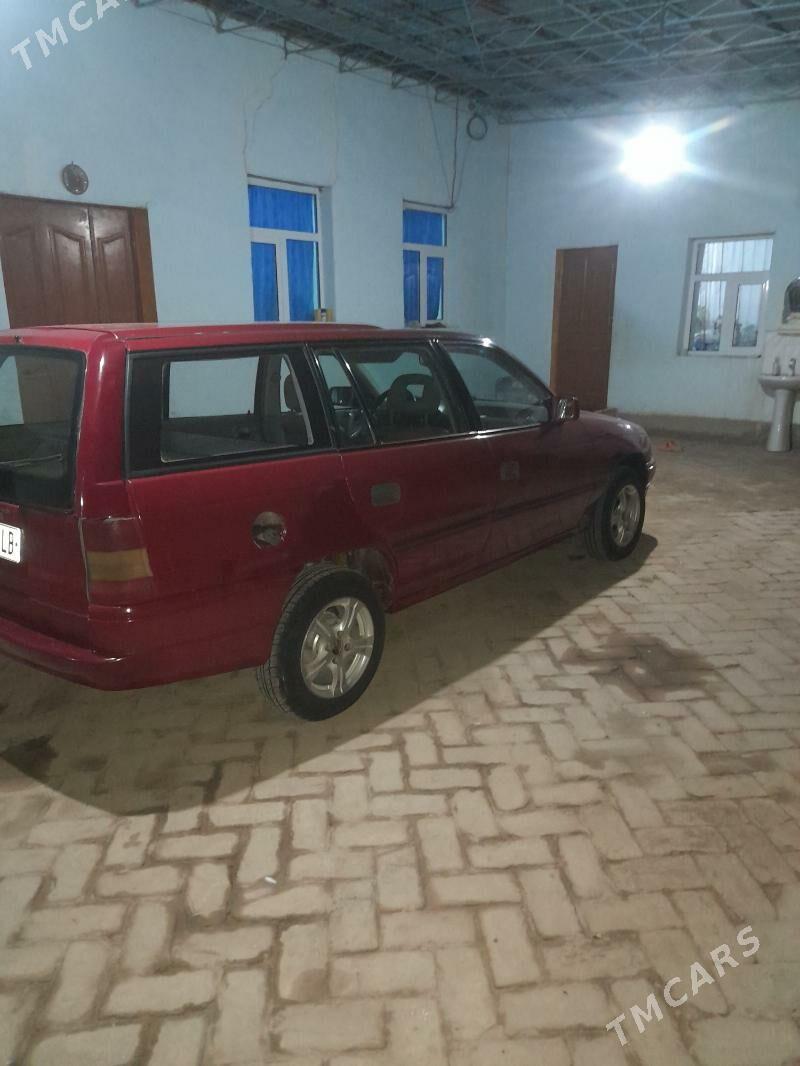 Opel Astra 1993 - 27 000 TMT - Halaç - img 3