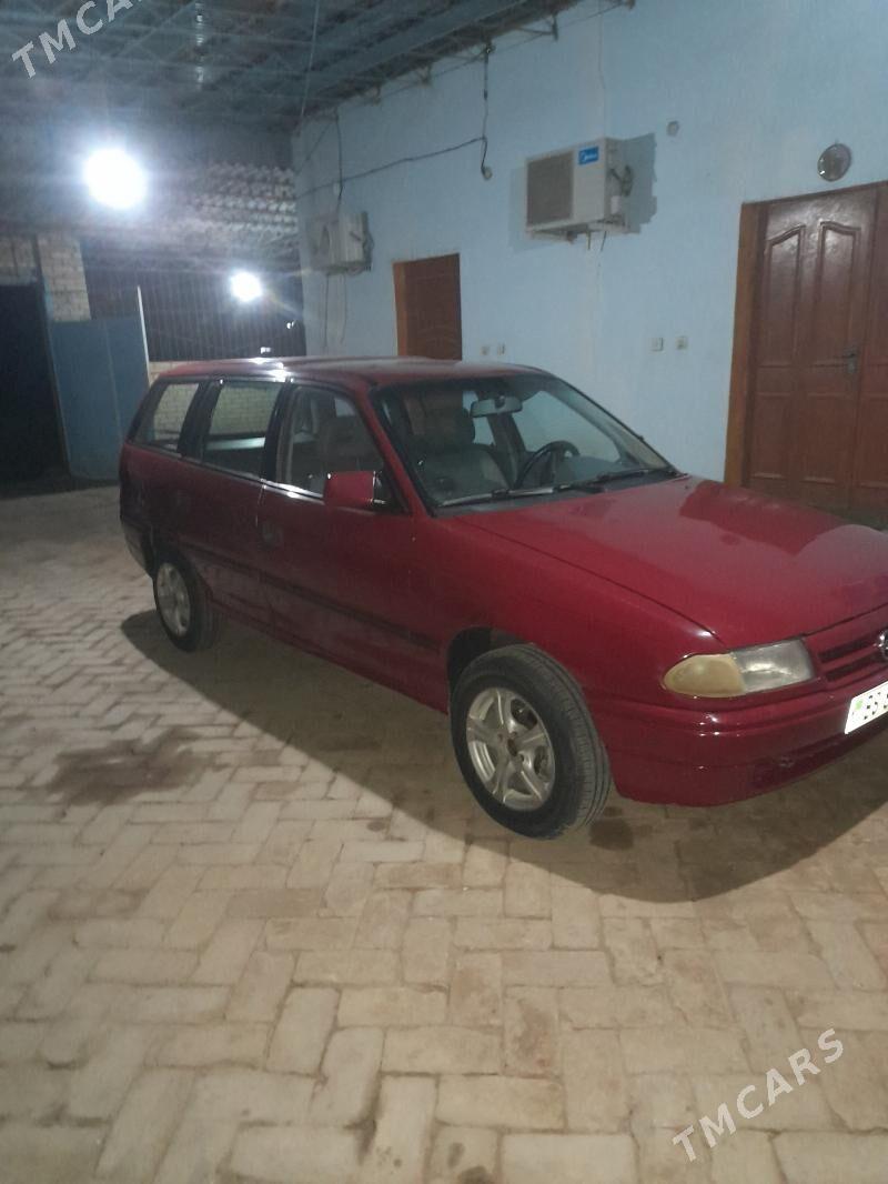 Opel Astra 1993 - 27 000 TMT - Halaç - img 4