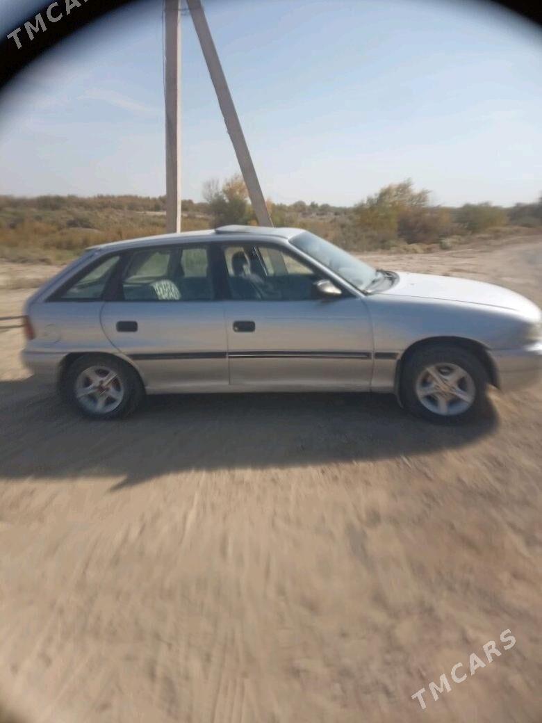 Opel Astra 1991 - 27 000 TMT - Мары - img 2