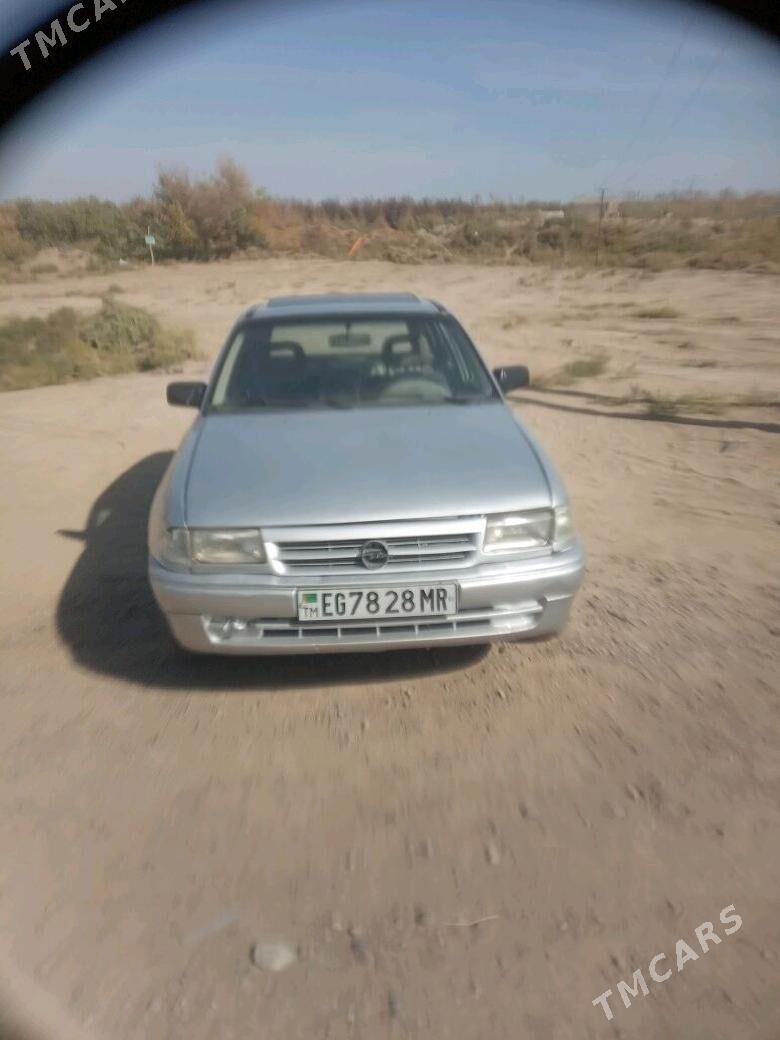 Opel Astra 1991 - 27 000 TMT - Мары - img 4