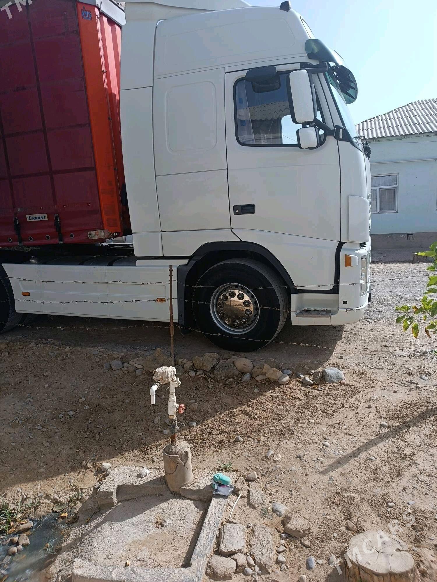 Volvo FH12 2003 - 650 000 TMT - Tejen - img 3