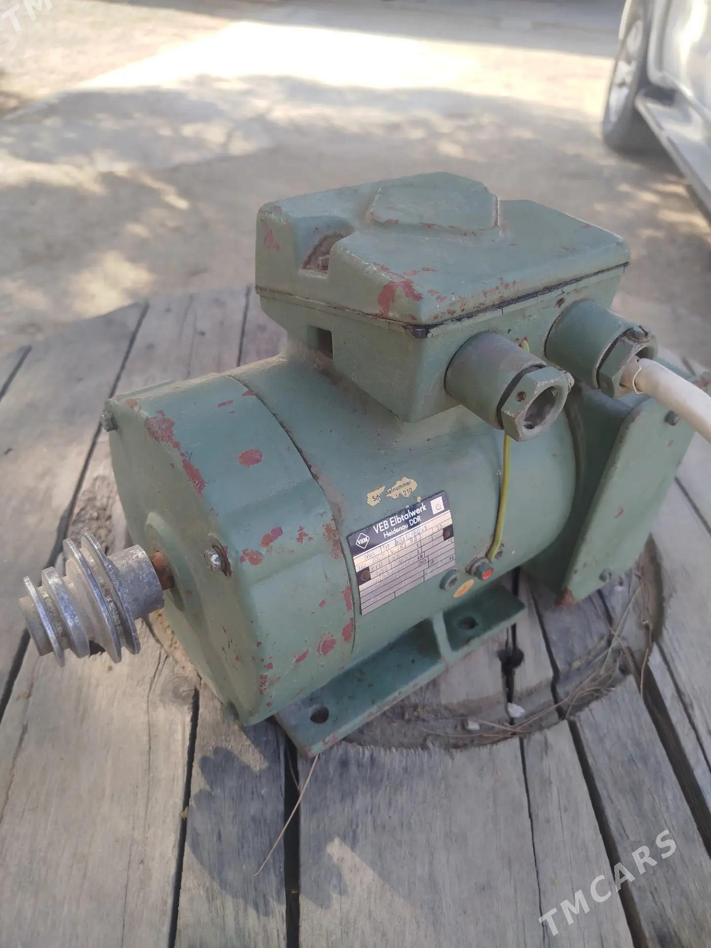 Elektrodwigatel 220v - Джебел - img 3