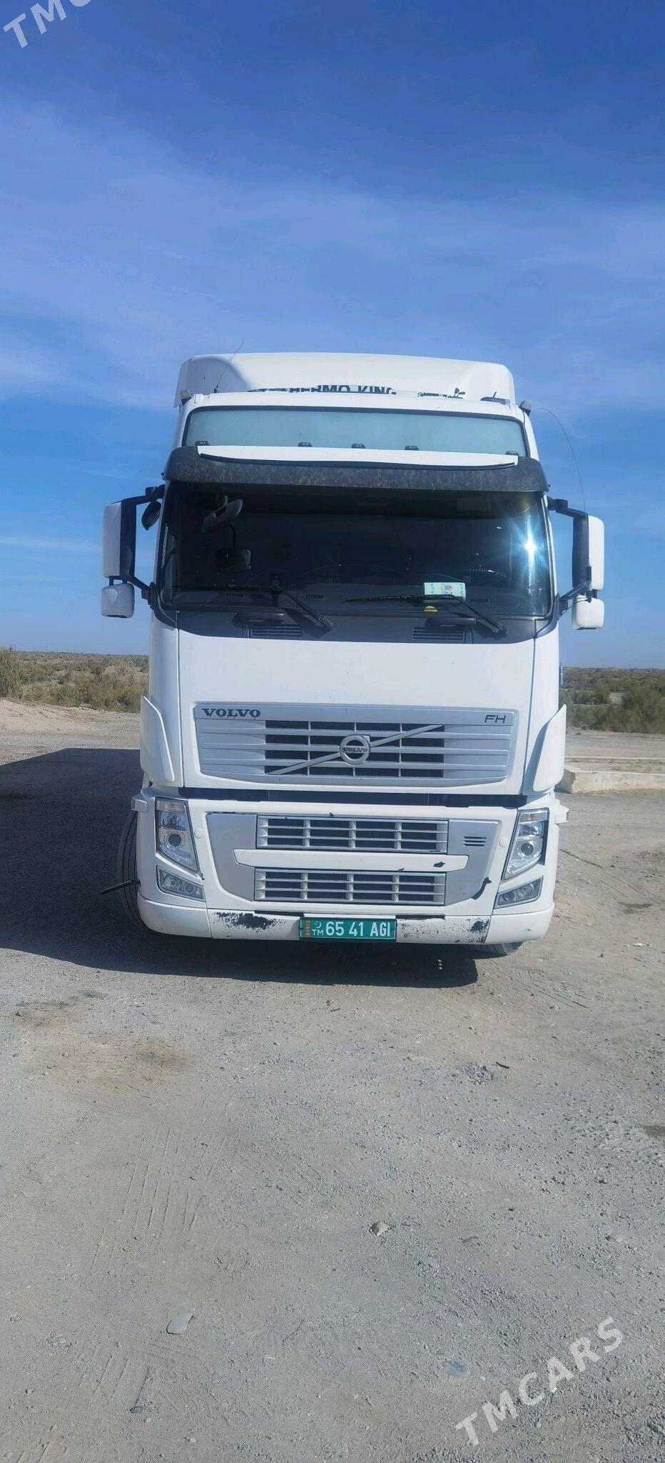 Volvo FH 460 2014 - 1 365 000 TMT - Бузмеин - img 1