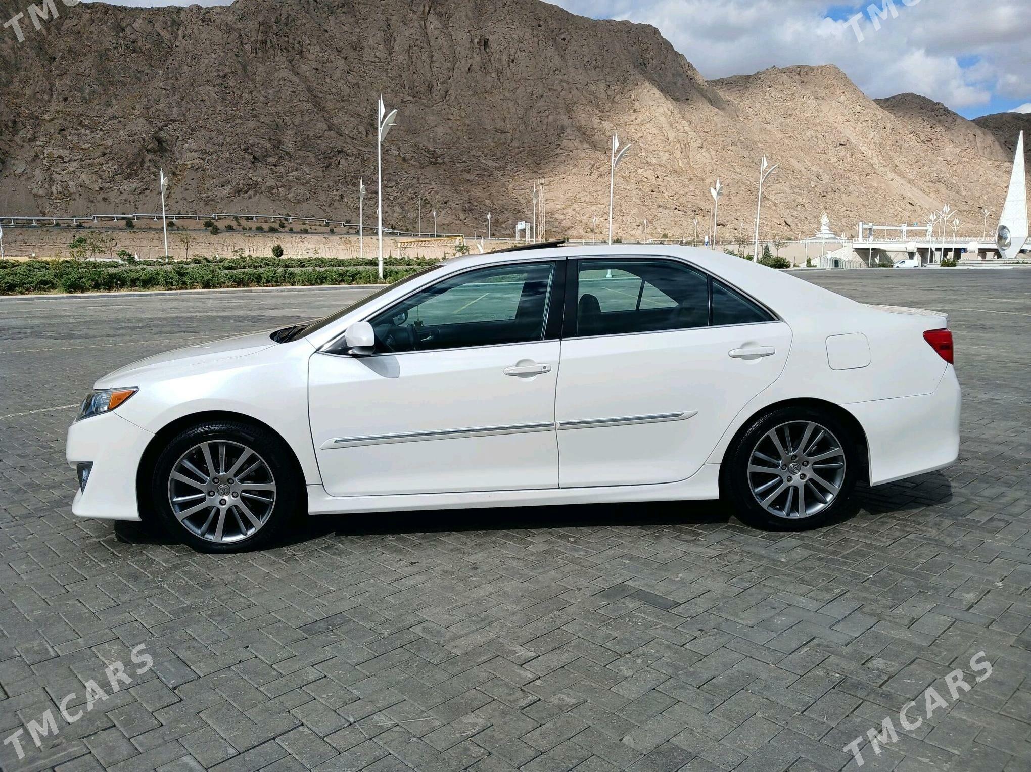 Toyota Camry 2012 - 210 000 TMT - Балканабат - img 2